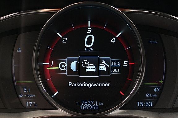 Volvo V70 21 of 30