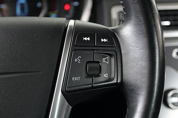 Volvo V70 20 of 30
