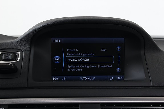 Volvo V70 25 of 30