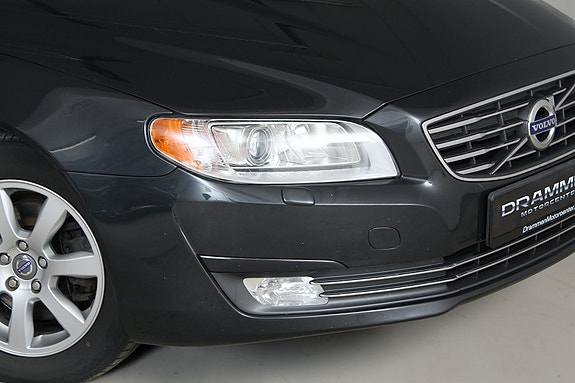 Volvo V70 5 of 30