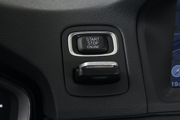 Volvo V70 22 of 30