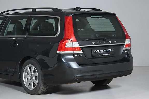Volvo V70 4 of 30