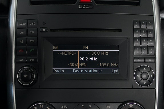Mercedes-Benz B150 21 of 28