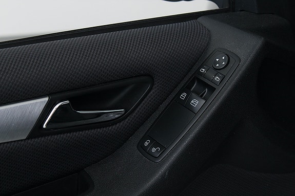Mercedes-Benz B150 19 of 28