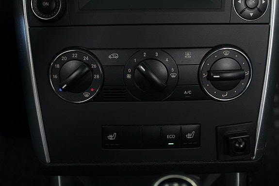 Mercedes-Benz B150 20 of 28