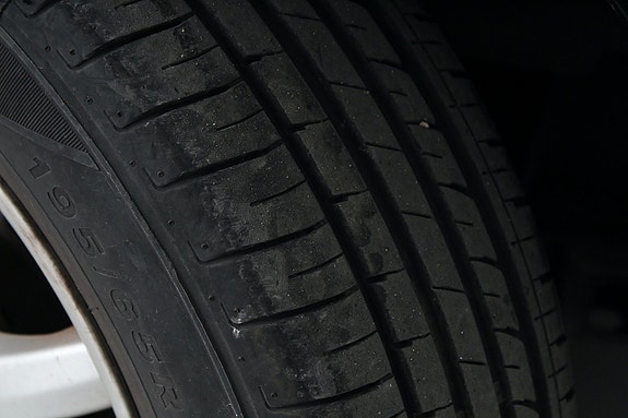 Mercedes-Benz B150 9 of 28