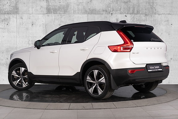 Volvo XC40 9 of 30