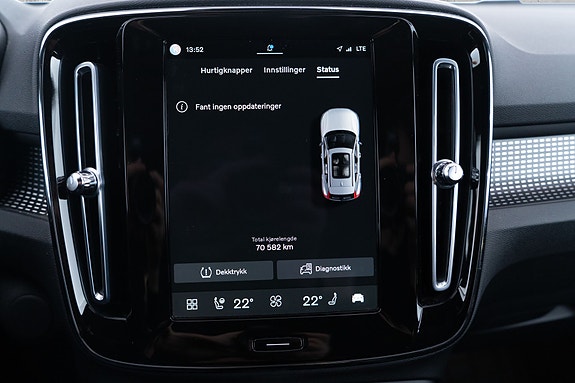 Volvo XC40 28 of 30