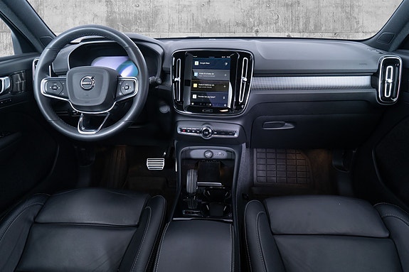 Volvo XC40 29 of 30