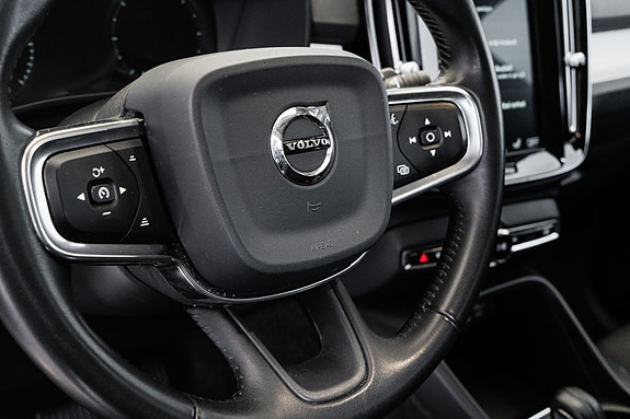 Volvo XC40 20 of 30