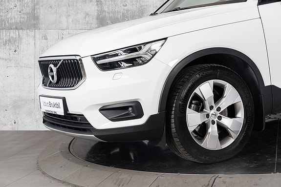 Volvo XC40 6 of 30