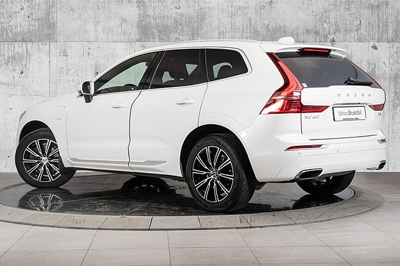 Volvo XC60 8 of 30