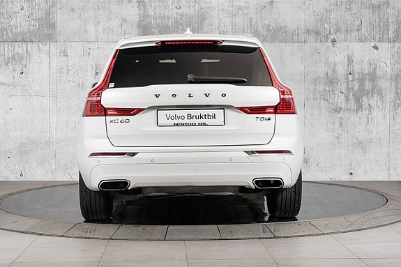 Volvo XC60 10 of 30