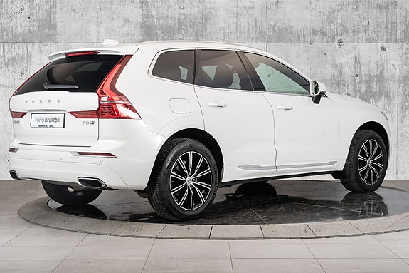 Volvo XC60 12 of 30