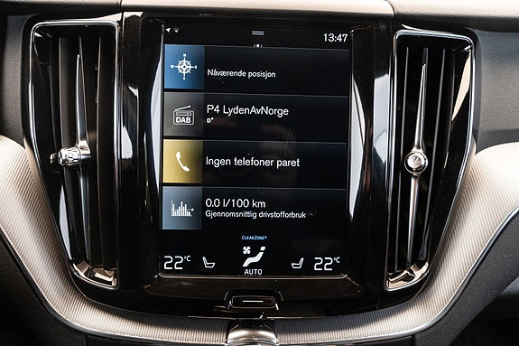 Volvo XC60 24 of 30