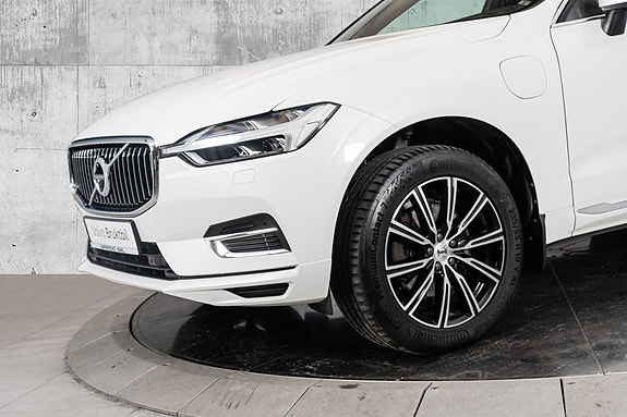 Volvo XC60 6 of 30