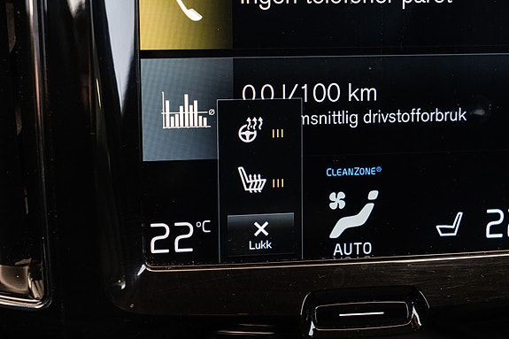 Volvo XC60 27 of 30