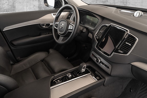 Volvo XC90 29 of 30