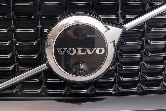 Volvo XC90 11 of 30