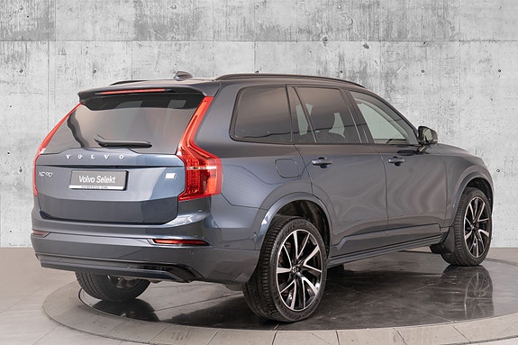 Volvo XC90 7 of 30
