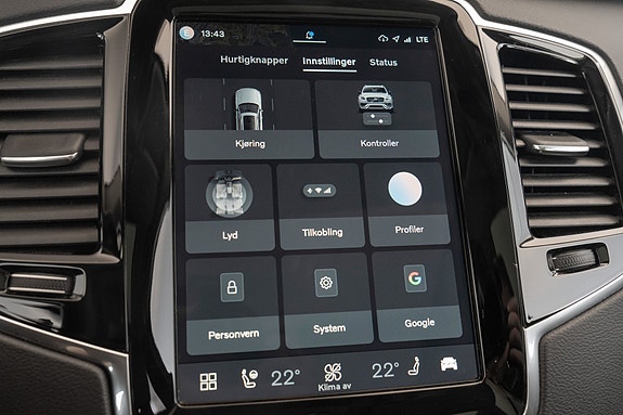Volvo XC90 22 of 30