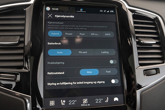 Volvo XC90 20 of 30