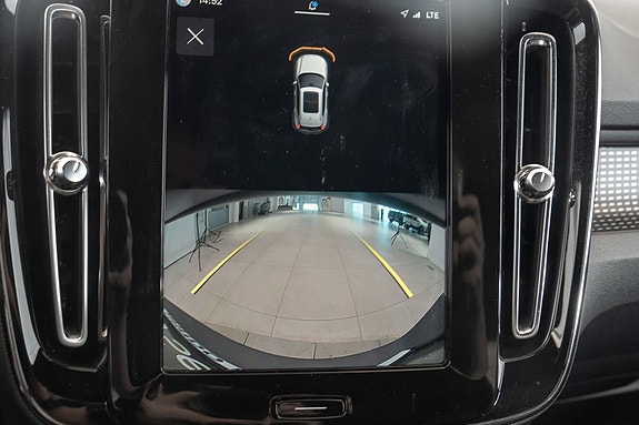 Volvo XC40 22 of 30