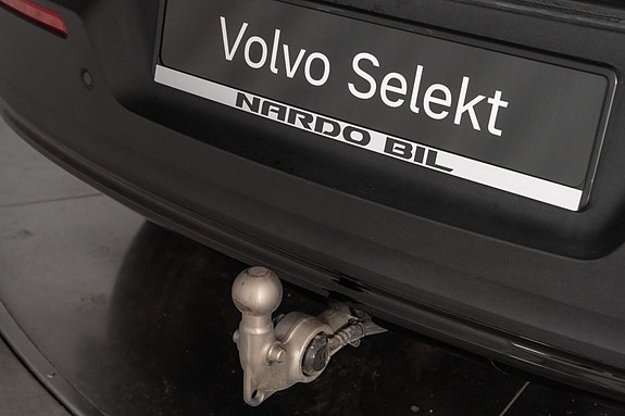 Volvo EC40 15 of 30