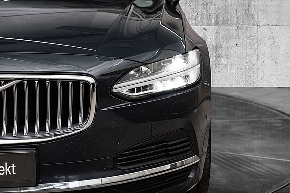 Volvo V90 4 of 28
