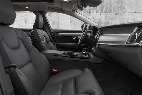 Volvo V90 24 of 28