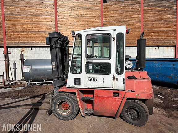 Kalmar DC 4-500 Gaffeltruck 2 of 30