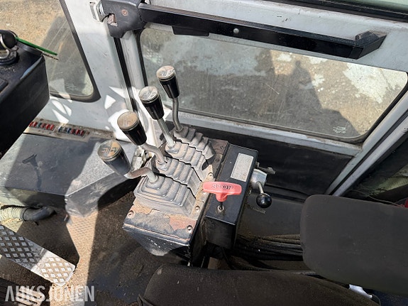 Kalmar DC 4-500 Gaffeltruck 25 of 30