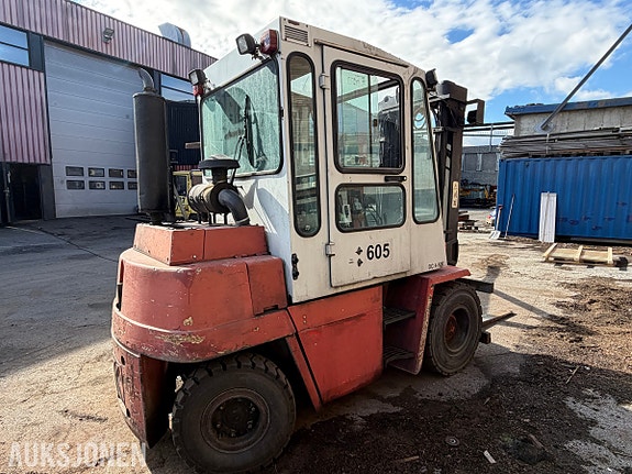 Kalmar DC 4-500 Gaffeltruck 5 of 30