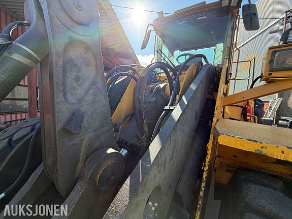 Volvo L150E hjullaster – 40 891 timer – Tamtron vekt – ryggekamera – hurtigfeste 16 of 30