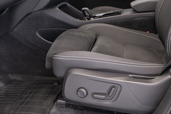 Volvo XC40 20 of 30