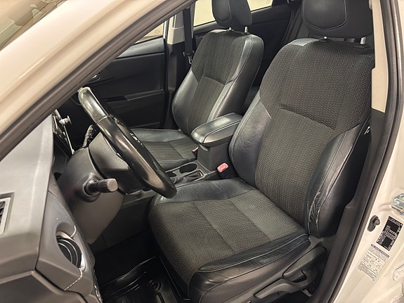 Toyota Auris 20 of 29