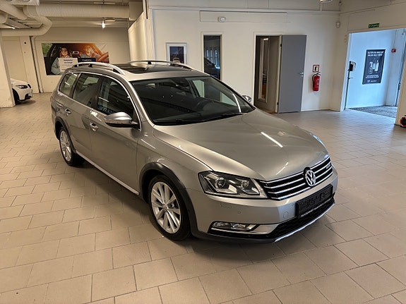 Volkswagen Passat Alltrack 24 of 26