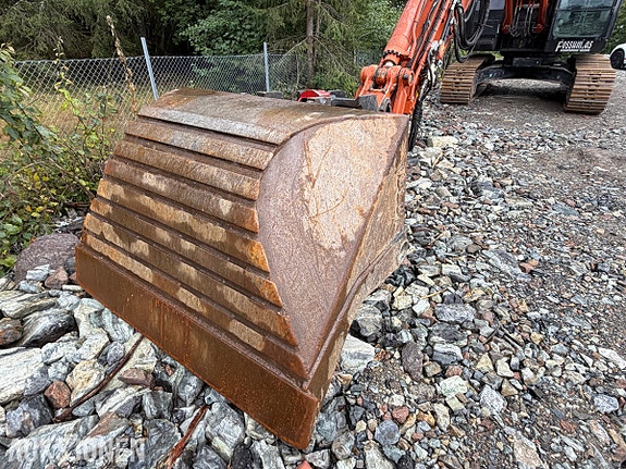 Hitachi ZX225USRLC-6 beltegraver – 7 224 timer – Rototilt R6 – Xsite PRO maskinstyring 19 of 30