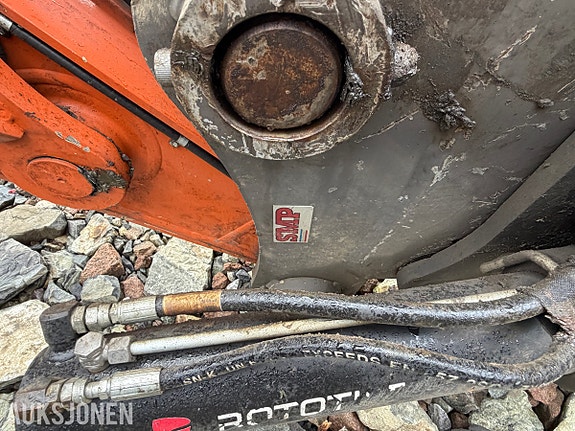 Hitachi ZX225USRLC-6 beltegraver – 7 224 timer – Rototilt R6 – Xsite PRO maskinstyring 16 of 30