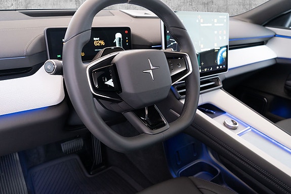 Polestar 4 16 of 30