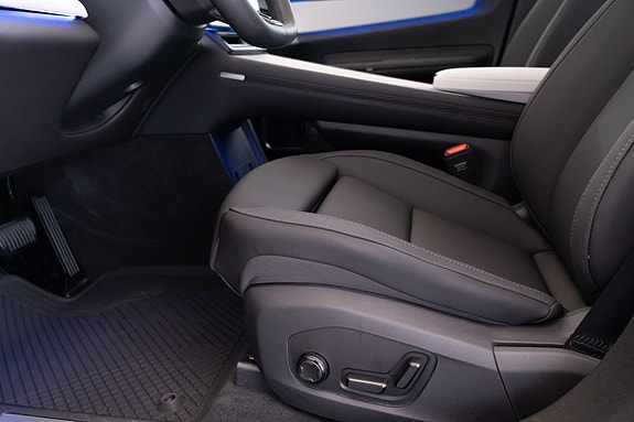 Polestar 4 18 of 30