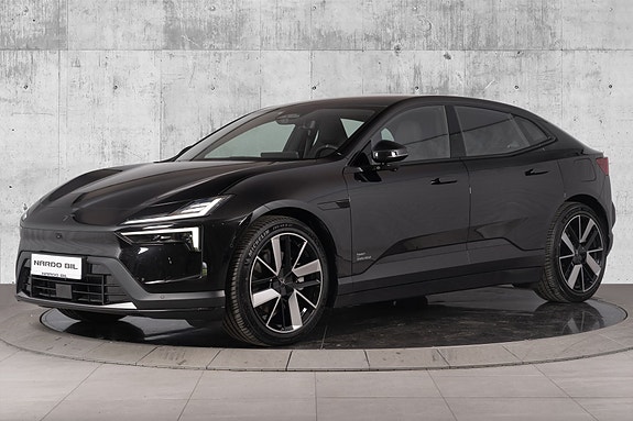 Polestar 4 7 of 30