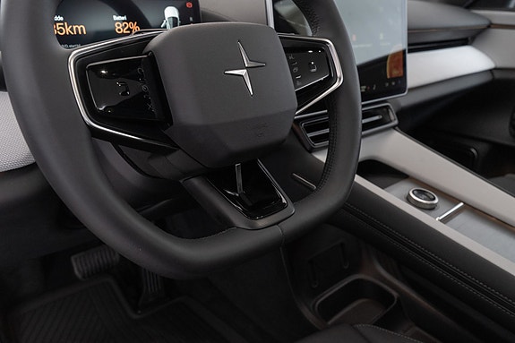 Polestar 4 16 of 30