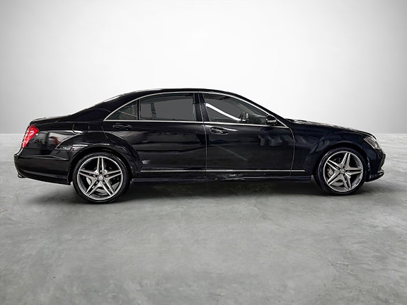 Mercedes-Benz S320 6 of 30