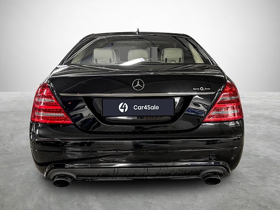 Mercedes-Benz S320 4 of 30