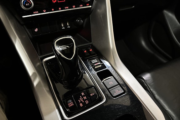 Mitsubishi Eclipse Cross 19 of 23