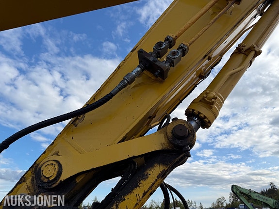 Komatsu HB215LC-3 HYBRID | ROTOTILT R6 | XSITE PRO | GJERSTAD SKUFFE | 23 TONN 12 of 30