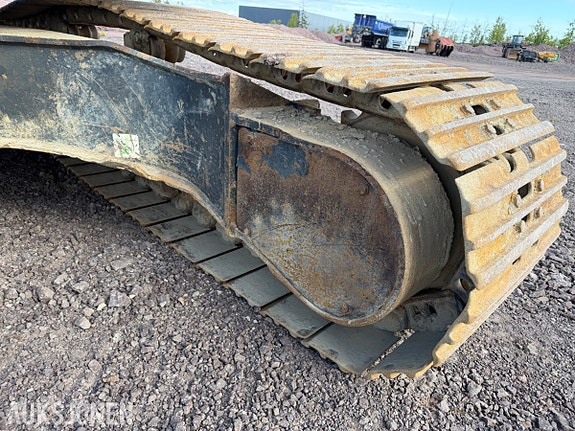 Komatsu HB215LC-3 HYBRID | ROTOTILT R6 | XSITE PRO | GJERSTAD SKUFFE | 23 TONN 20 of 30