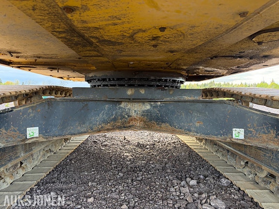 Komatsu HB215LC-3 HYBRID | ROTOTILT R6 | XSITE PRO | GJERSTAD SKUFFE | 23 TONN 28 of 30