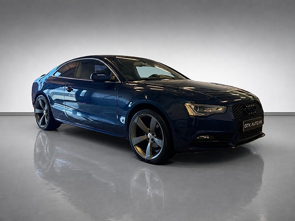 Audi A5 2 of 30